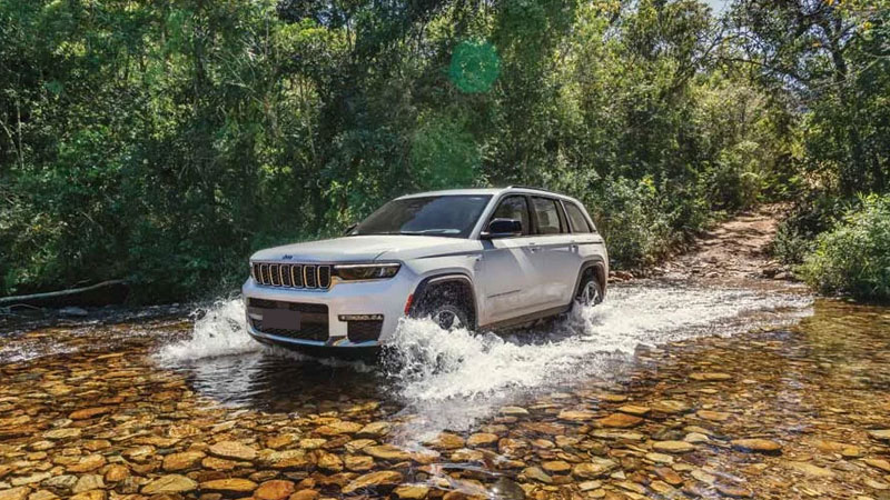 Freedom in Style: Drive Premium with Our Luxury Self-Drive Car Rentals