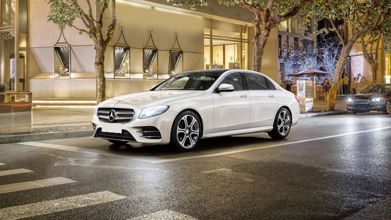 Luxury car rental in Delhi