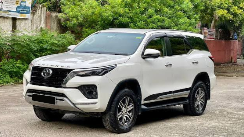 Book Premium Self Drive Cars | RBTS Self Drive Car